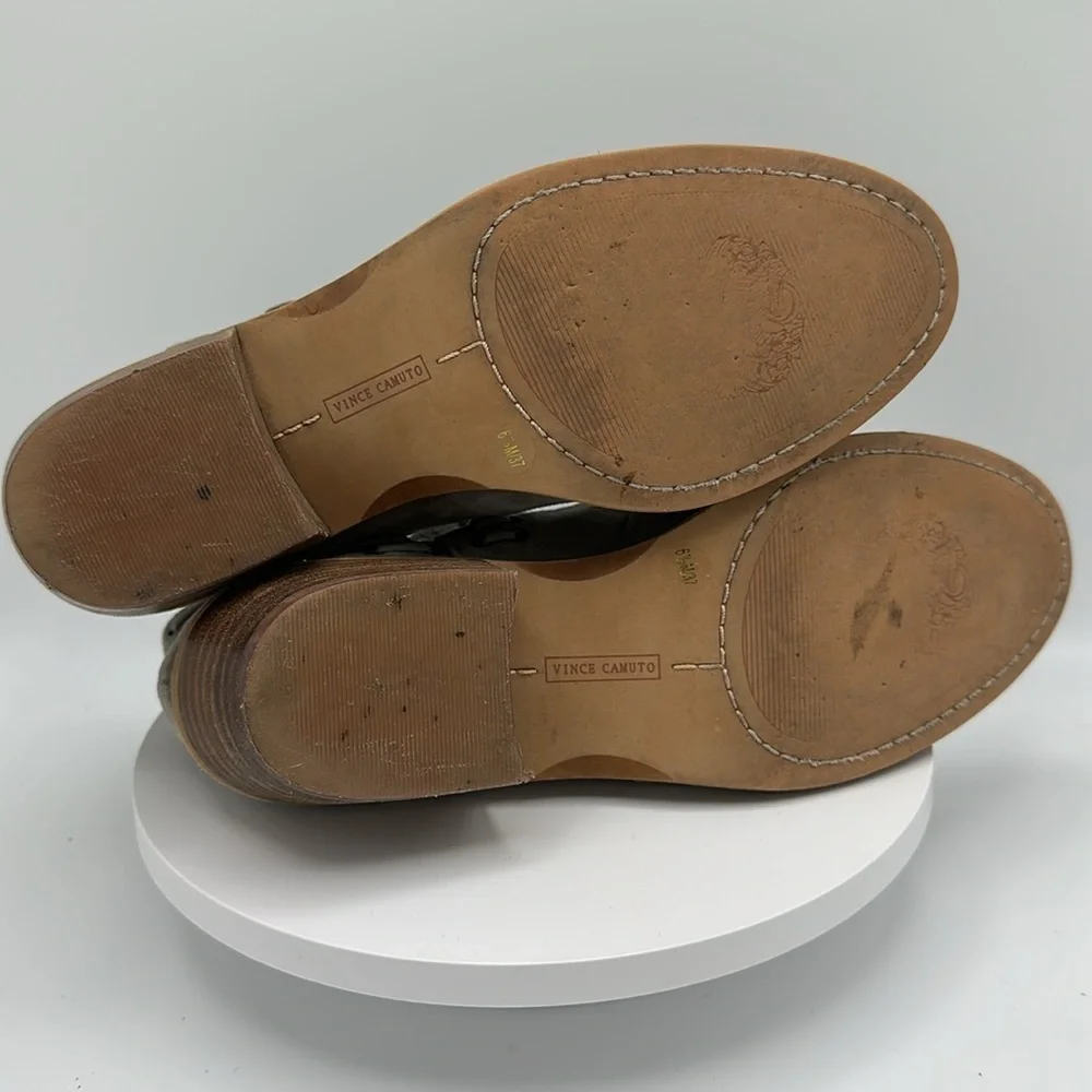 VINCE CAMUTO “Pevista” Suede Booties, Size 6.5